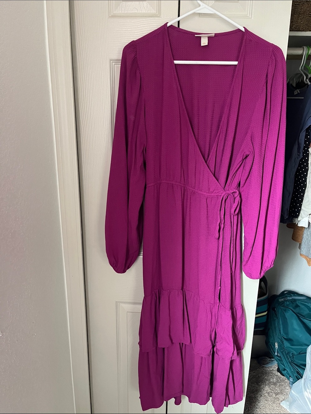 Knox Rose Long Sleeve Wrap-Tie Tiered Dress in Fuchsia Magenta